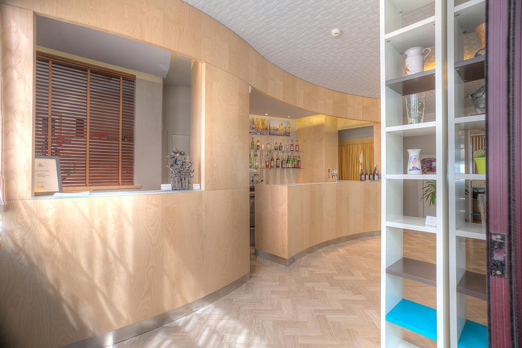 Hotel Antares Cervia Kültér fotó